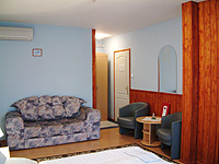 12 szoba, 1db 4 �gyas "A" kateg�ri�s apartman, 7 "A" kateg�ri�s szoba