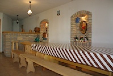 Hajós - Pincefalu.