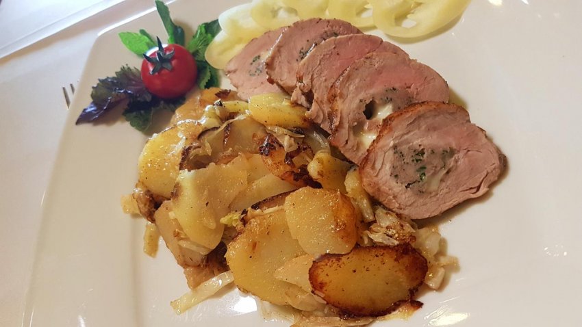 kapros sajttal toltott szuzpecsenye