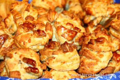 Tepertős pogácsa, töpörtős pogácsa recept